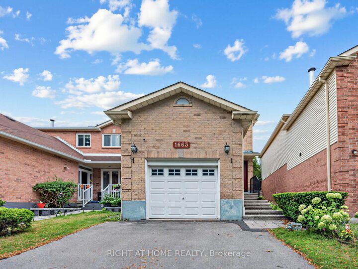 Property Photo: 1663 Tawnberry Street ON L1X 2C4