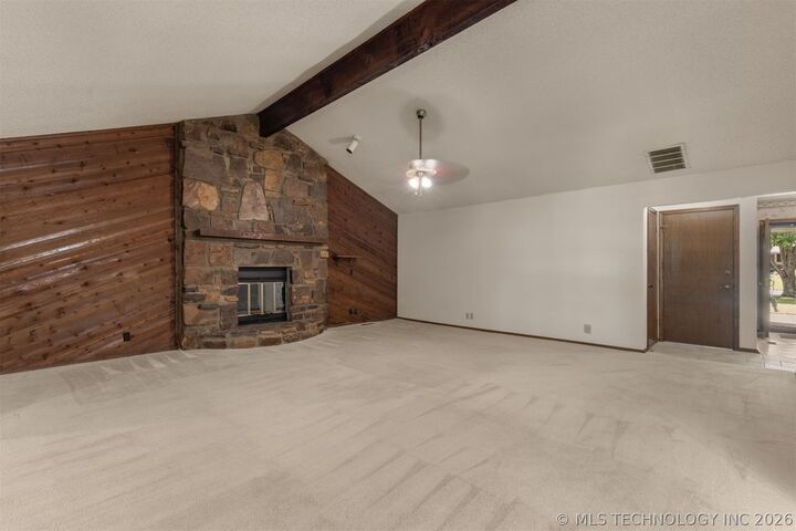 Property Photo: 12811 E 133rd Street S OK 74011