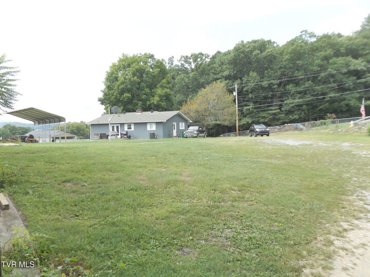 Property Photo: 186 Fitzsimmons Hill Road TN 37643