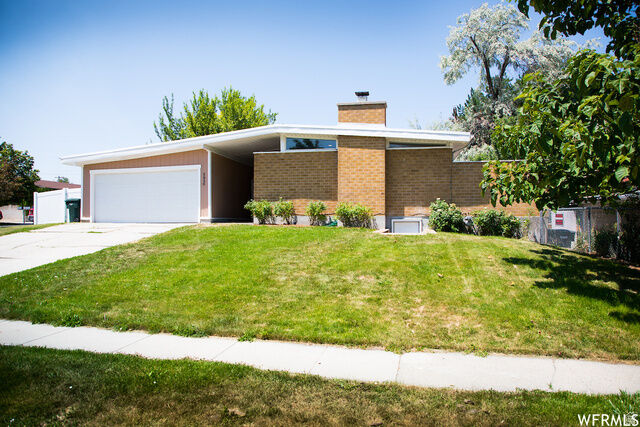 Property Photo:  3830 S Market St  UT 84119 