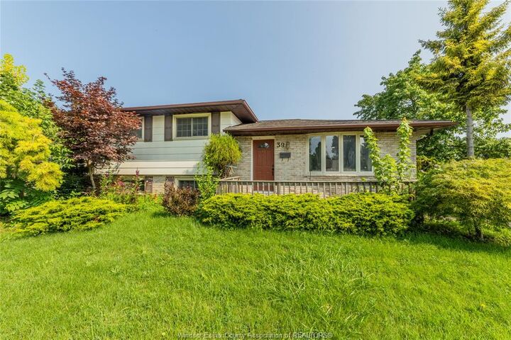 Property Photo: 39 Patricia Street ON N5P 3Z9