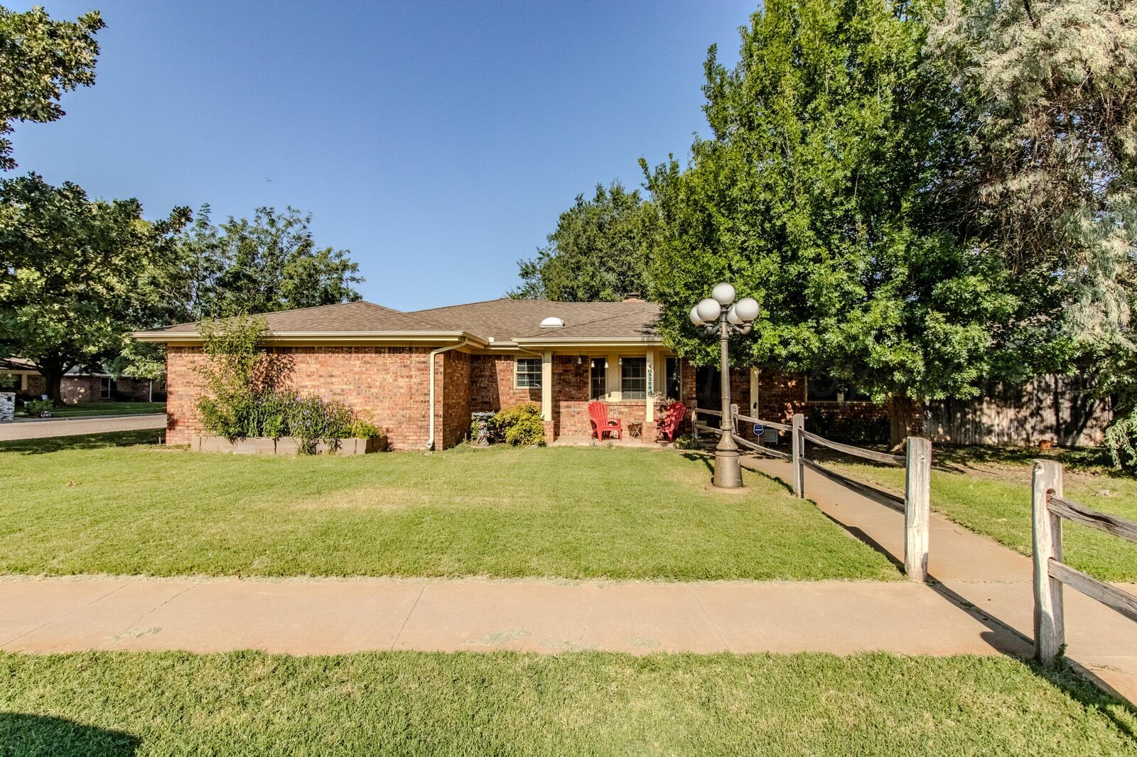 Property Photo:  5208 While A Way Road  TX 79109-5750 