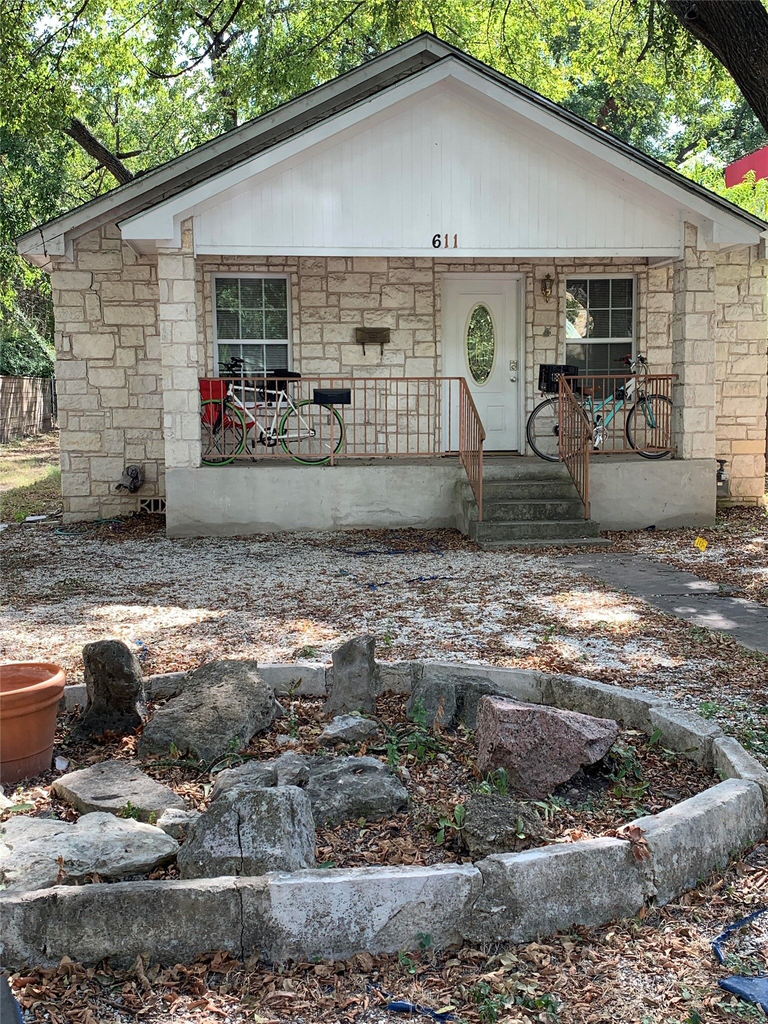 Property Photo: 611 W Live Oak Street TX 78704
