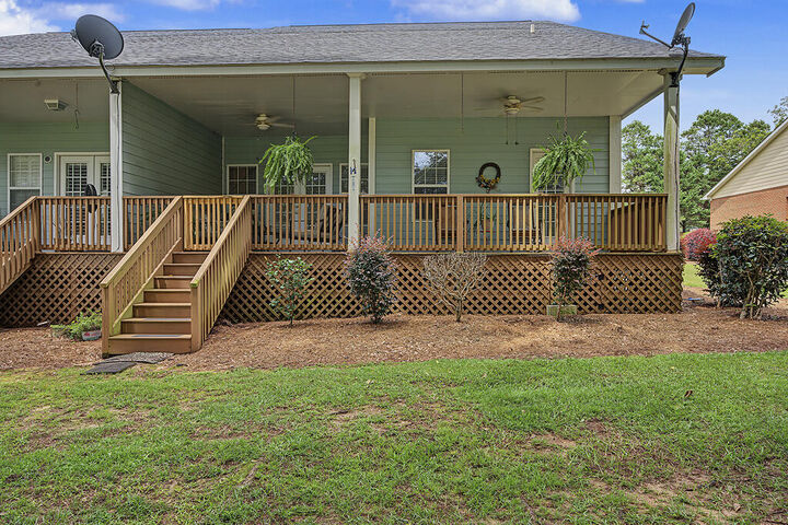 Property Photo: 119E Country Club Drive GA 31709