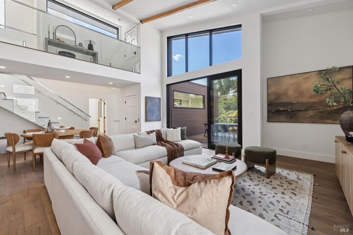 Property Photo: 321 Loring Avenue CA 94941