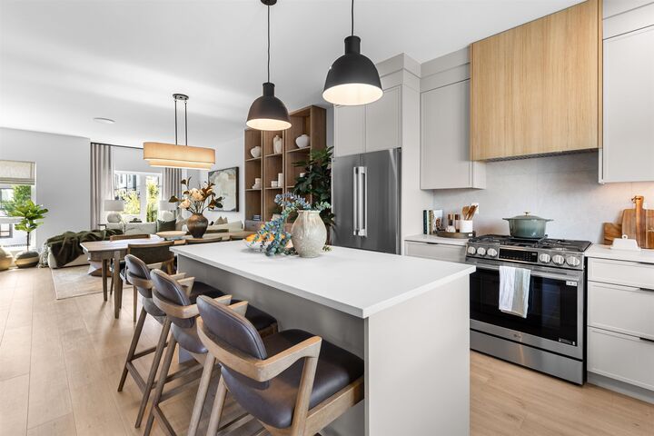 Property Photo: 16765 25 Avenue 19 BC V3Z 0X3