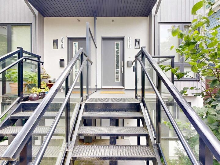 Property Photo:  2731 Duke St  BC V5R 4S8 