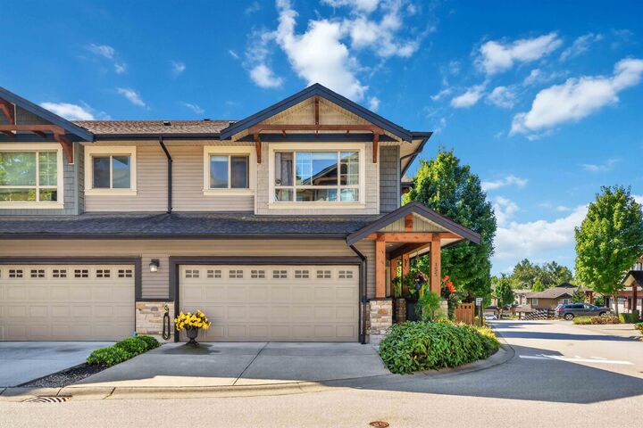 Property Photo: 11305 240 Street 155 BC V2W 0J1