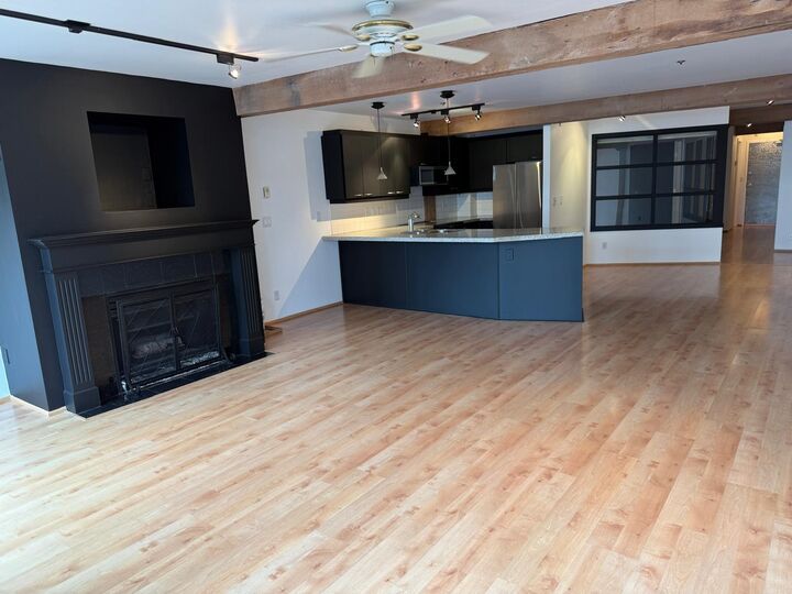 Property Photo:  1066 Hamilton Street 306  BC V6B 2R9 