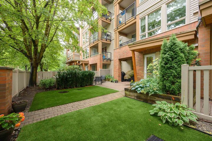 Property Photo: 2601 Whiteley Court 112 BC V7J 2R7