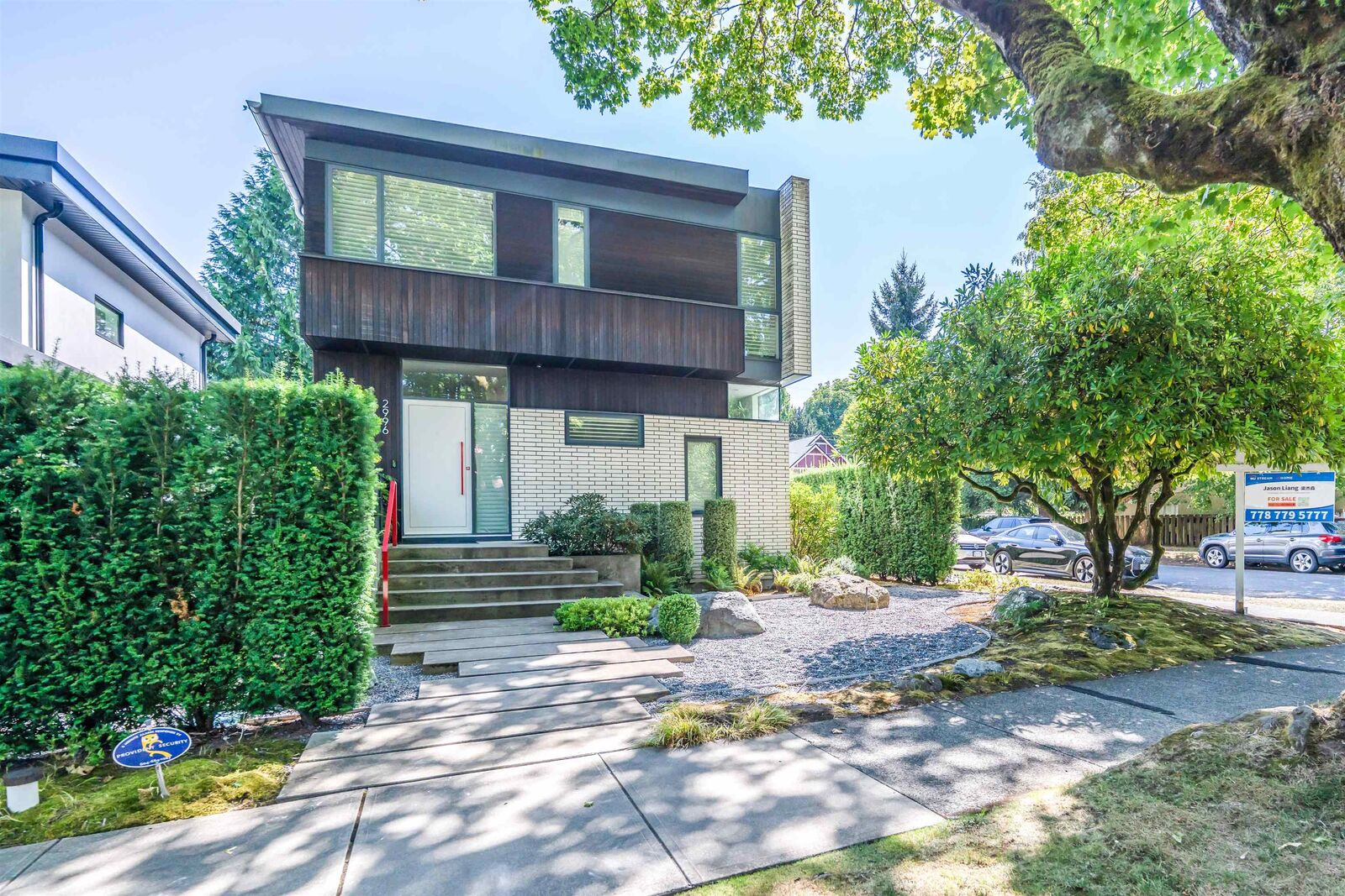 Property Photo: 2996 W 11th Avenue BC V6K 2M3