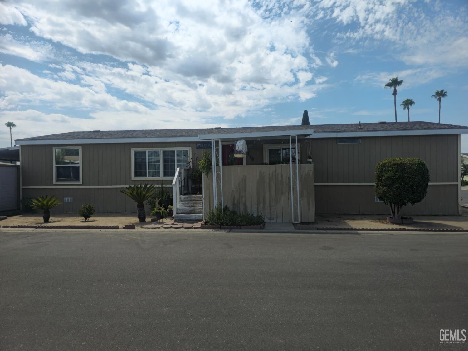 Property Photo: 2042 Girard Street 126 CA 93215