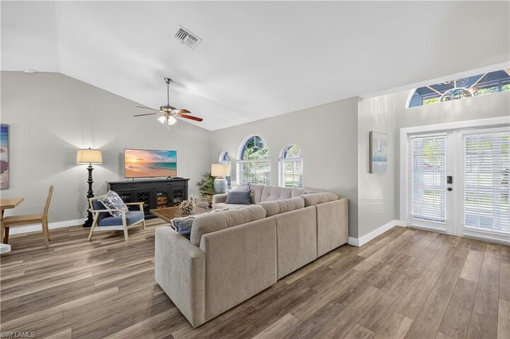 Property Photo:  1333 SW 1st Pl  FL 33991 