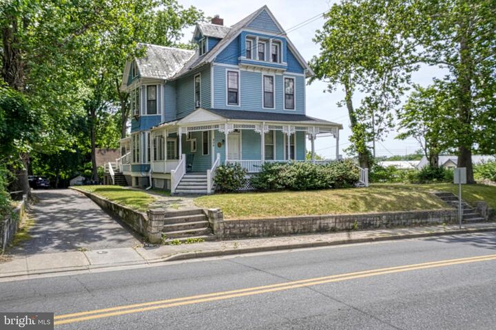 Property Photo: 208 W Isabella Street MD 21801