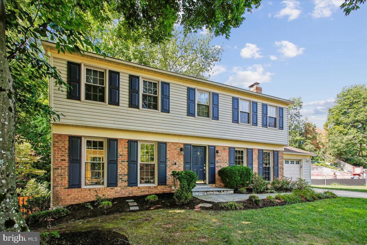 Property Photo: 1710 Chesterford Way VA 22101