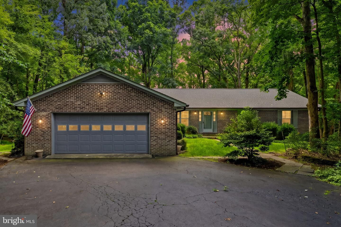 Property Photo:  4645 Occoquan Overlook  VA 22192 