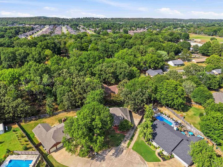 Property Photo: 5 Brandon Cir AR 72034