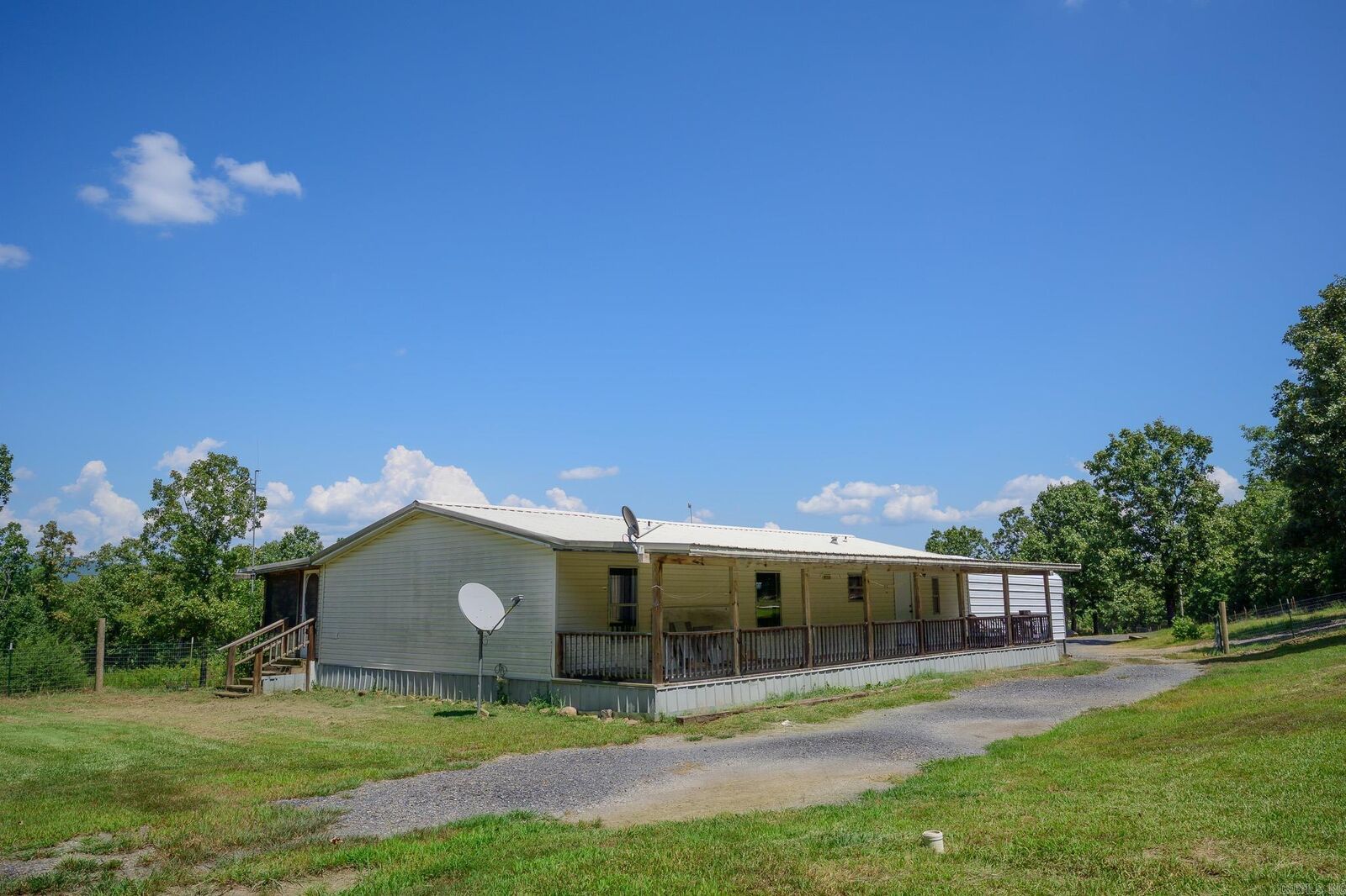 Property Photo: 132 Polk Road 676 AR 71953