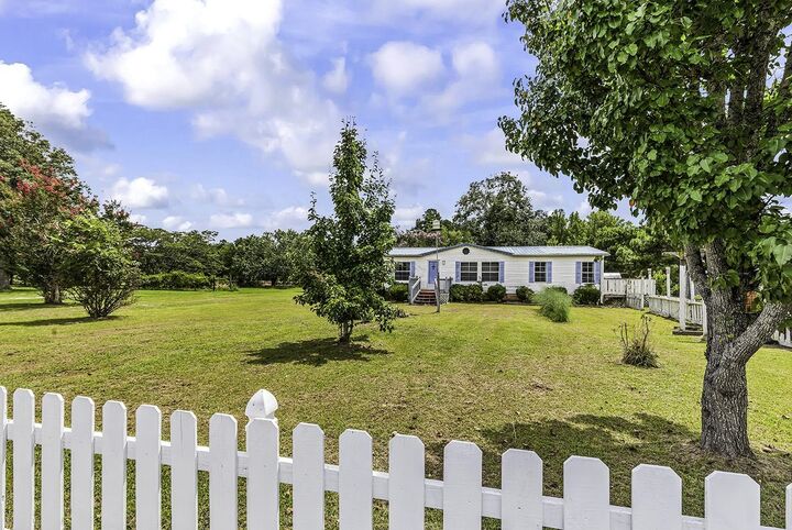 Property Photo: 1578 Cay Rd. SC 29569