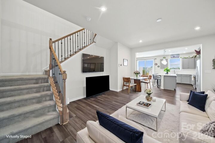 Property Photo: 1211 Bigelow Street NC 28269