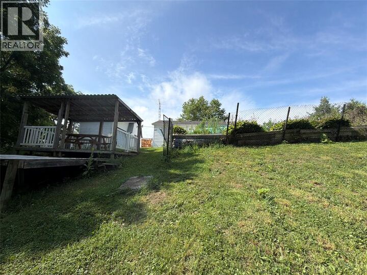 Property Photo: 2572 Richmond Street ON N0N 1P0