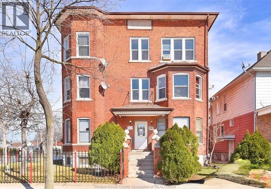 Property Photo:  706 Marentette Avenue 4  ON N9A 1Z6 