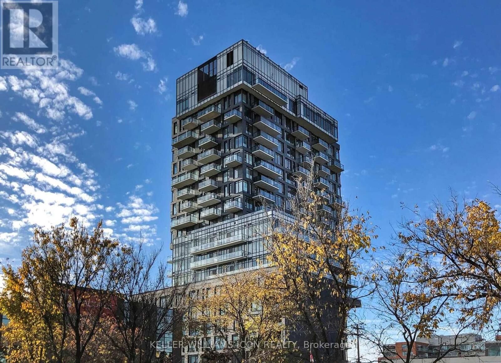 Property Photo: 203 Catherine St Street 201 ON K2P 1J5