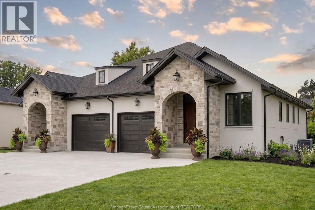 Property Photo: 487 Maple ON N9J 1P3