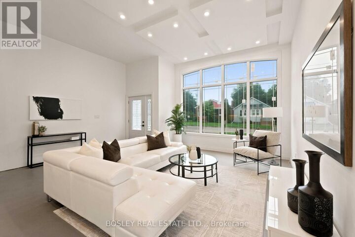 Property Photo: 114 Chetwood Street ON L2S 2A8
