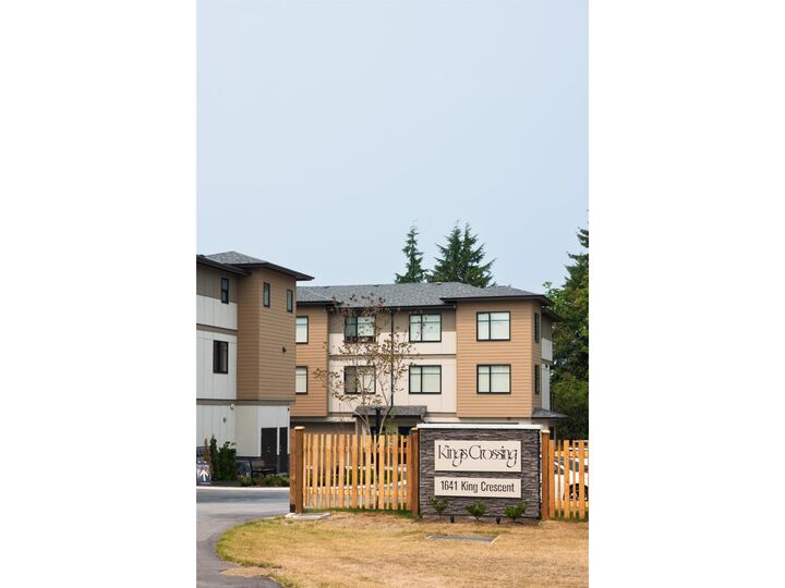 Property Photo: 1641 King Crescent 11 BC V2S 7M7