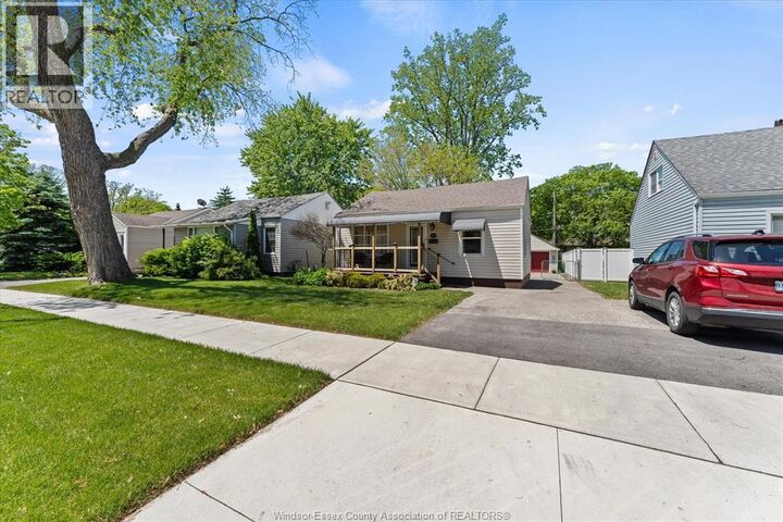 Property Photo:  3560 Barrymore Lane  ON N9C 1V3 