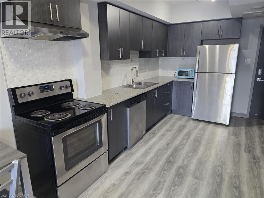 Property Photo: 275 Larch Street G503 ON N2L 3R2