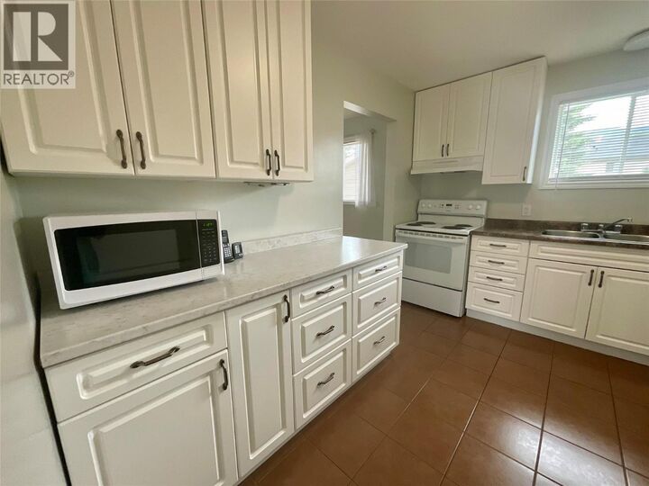 Property Photo:  60 Valleyview Place  BC V0C 2W0 