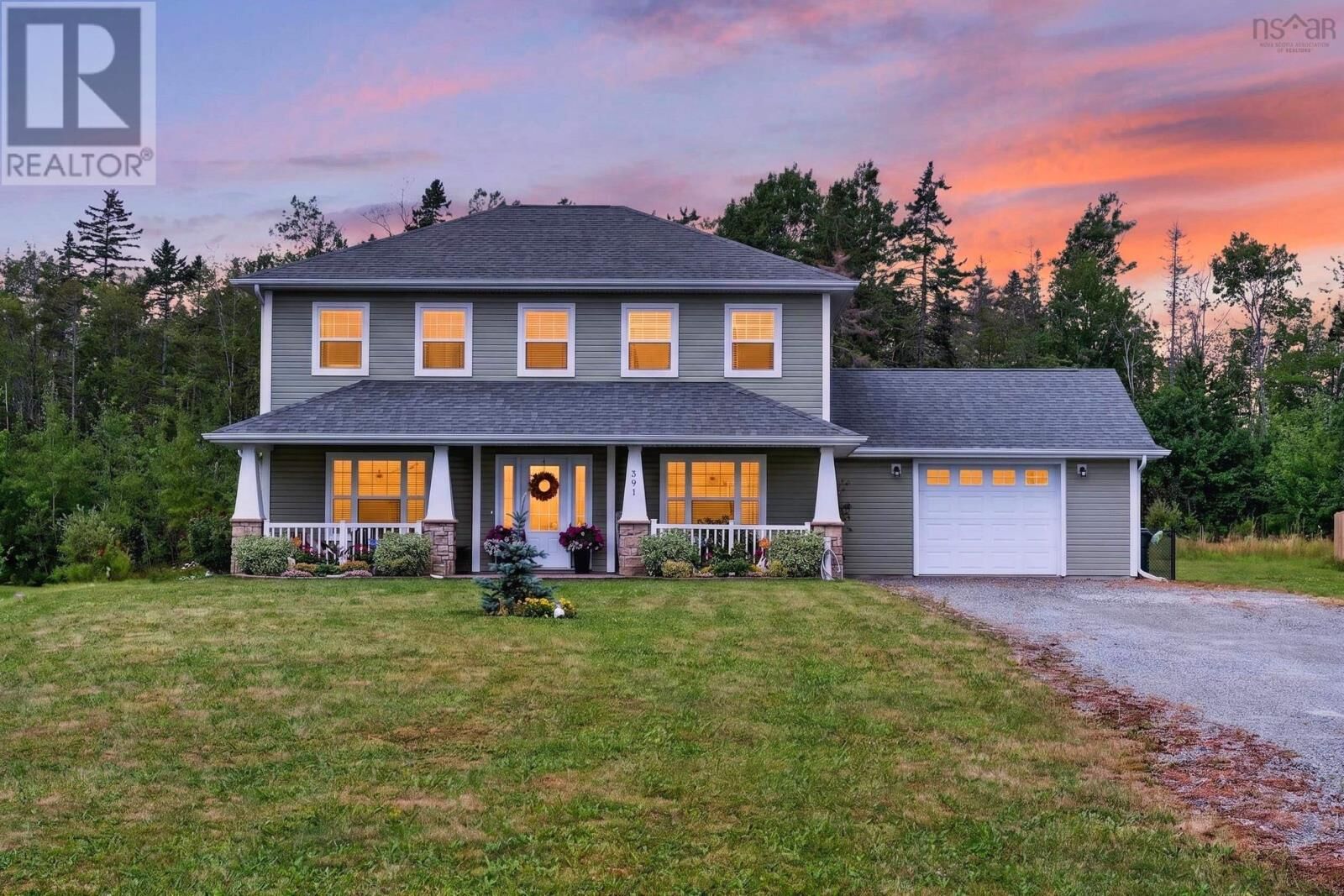 Property Photo: 391 Novak Drive NS B1R 0B1