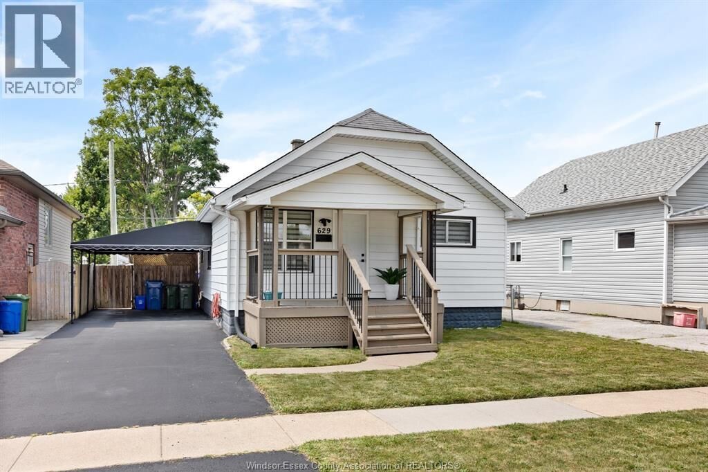 Property Photo:  629 Labute  ON N8N 2B2 