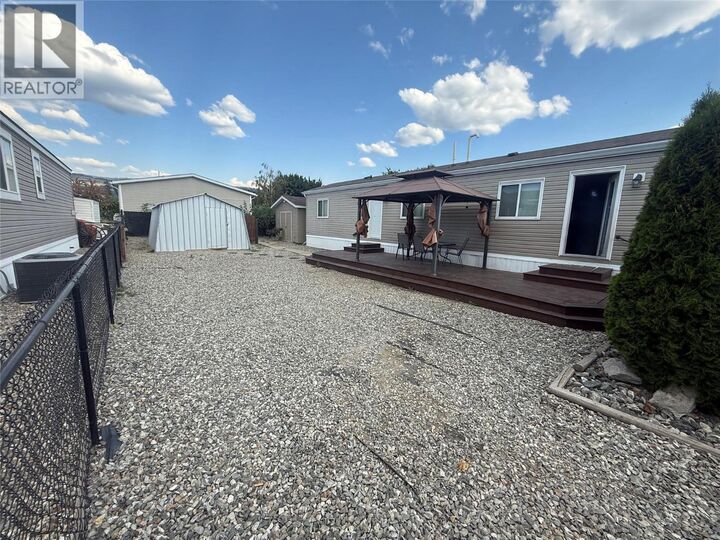 8945 97 Highway 13 — photo 1