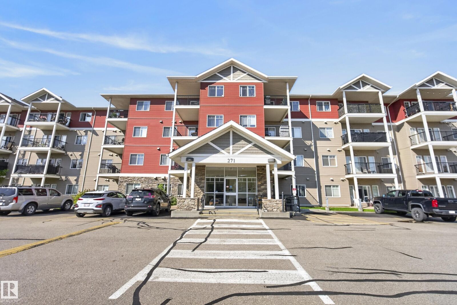 Property Photo:  271 Charlotte Way 108  AB T8H 0N9 