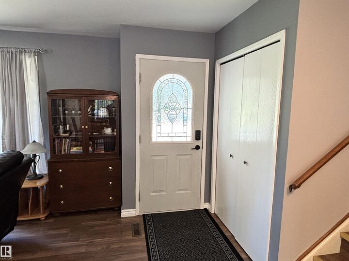 Property Photo: 53513 Hwy 765 AB T0E 0L0