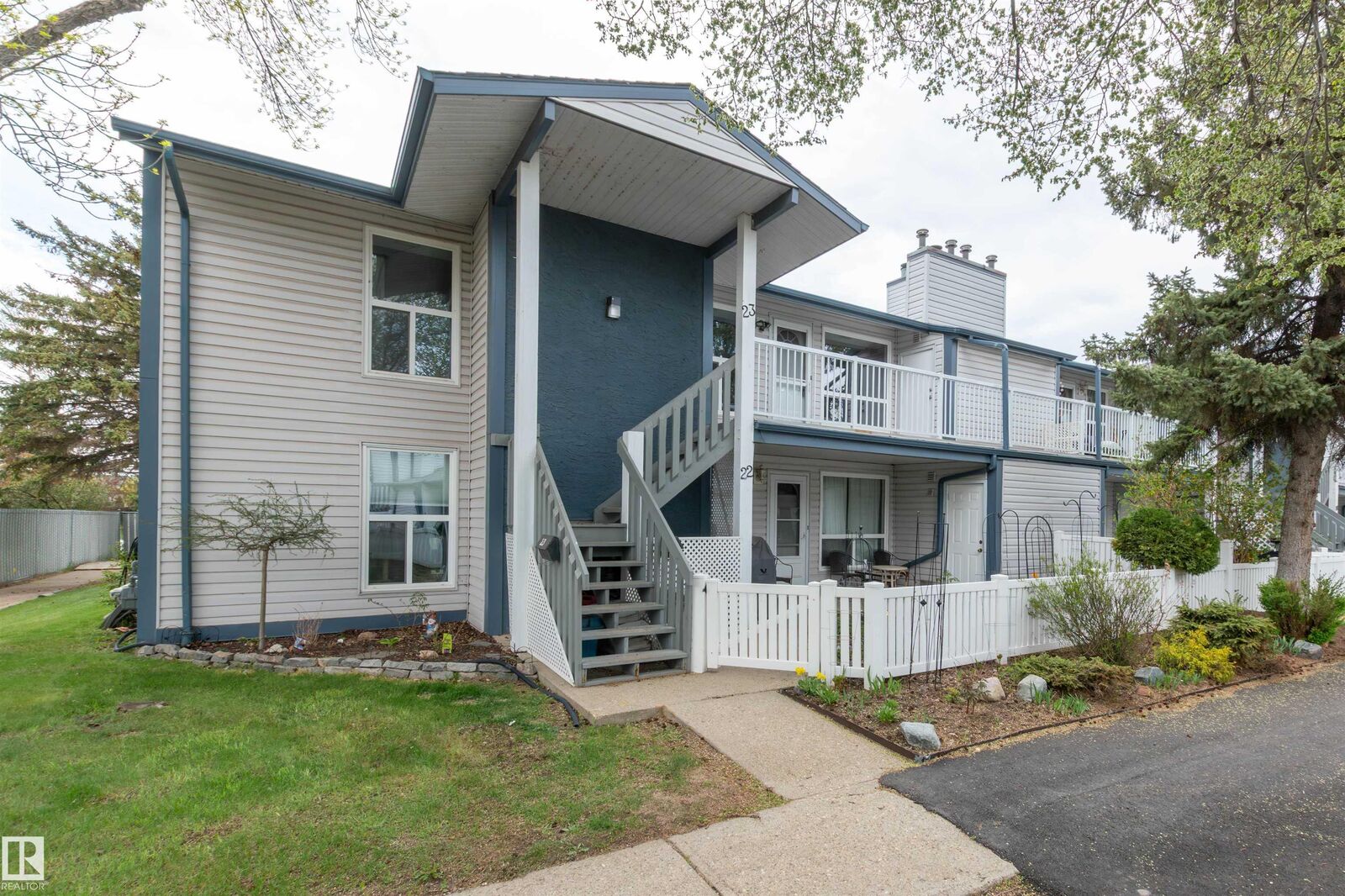 Property Photo:  14620 26 Street NW 23  AB T5Y 2J9 