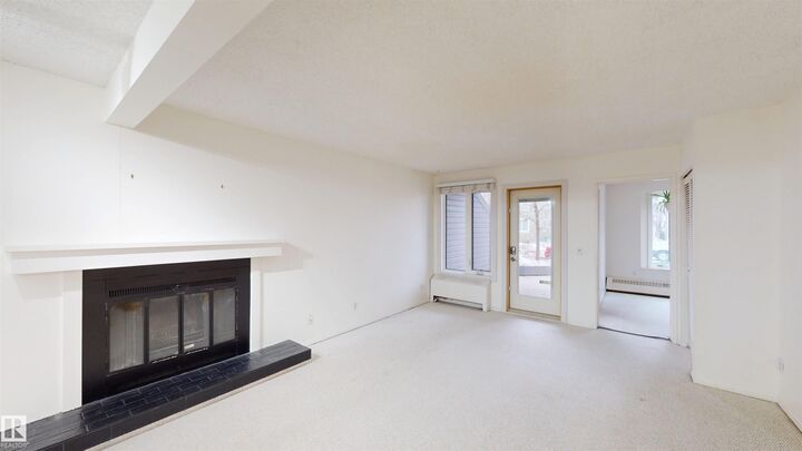 Property Photo:  11115 80 Avenue NW 109  AB T6G 0R4 