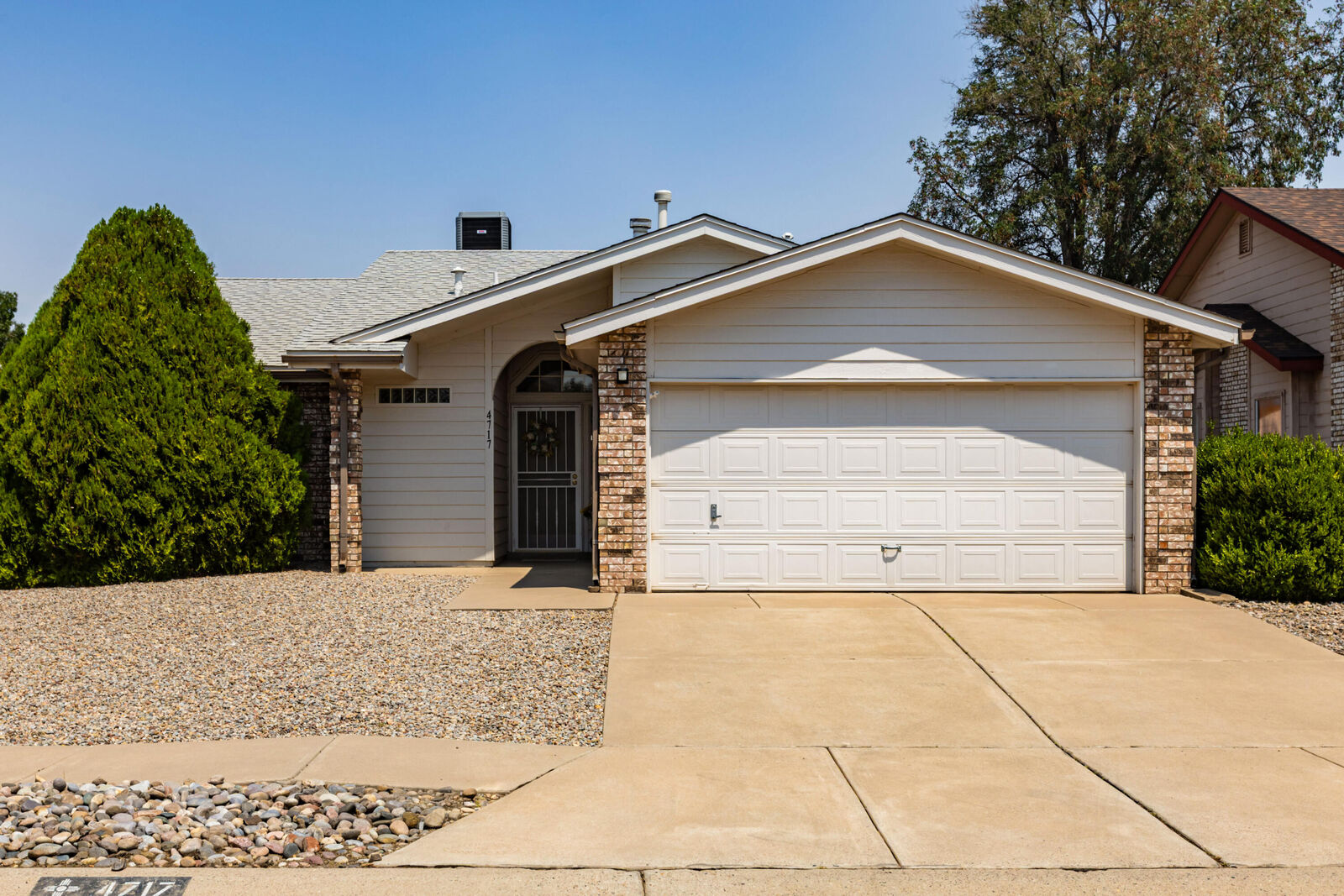 Property Photo: 4717 Snapdragon Road NW NM 87120