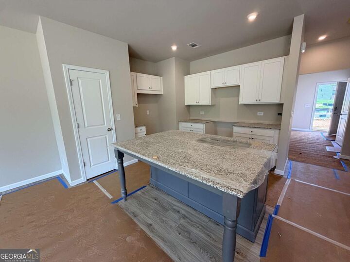 Property Photo:  321 Rolling Green Road  GA 30103 