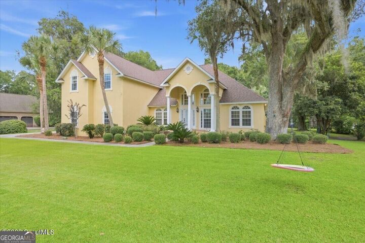 Property Photo:  102 Laurel Grove Road  GA 31523 