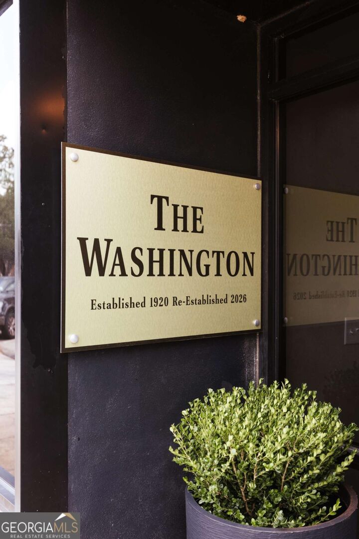 Property Photo:  244 Washington 150  GA 30601 