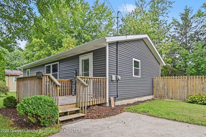 Property Photo:  236 Dunham Street  MI 48890 