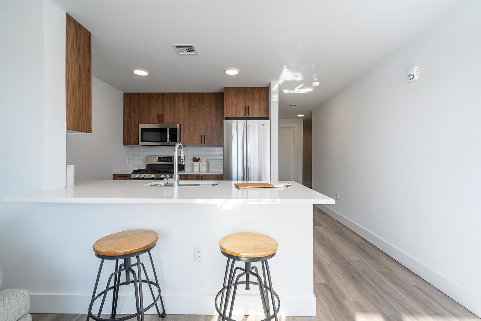 Property Photo: 1410 Palisade Ave 305 NJ 07087