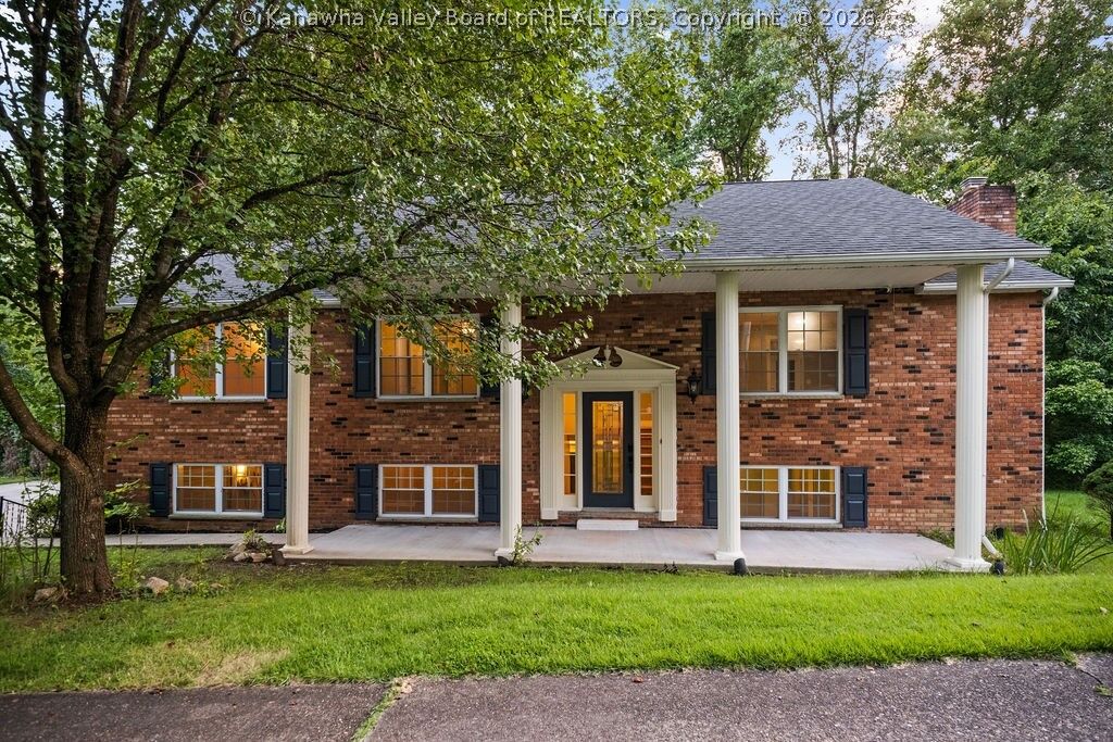 Property Photo:  60 Breezy Place  WV 25071 