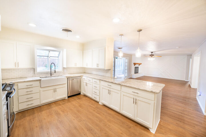 Property Photo:  5210 27th Street  TX 79407 