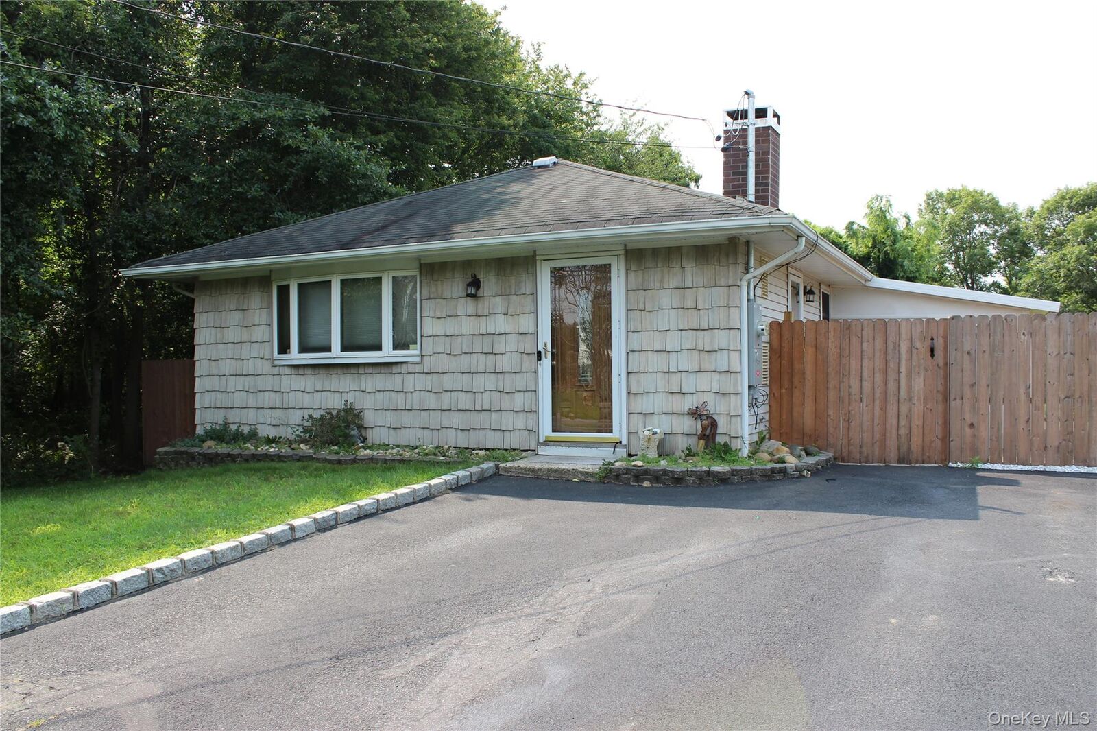 Property Photo:  92 Lombardy Drive  NY 11967 