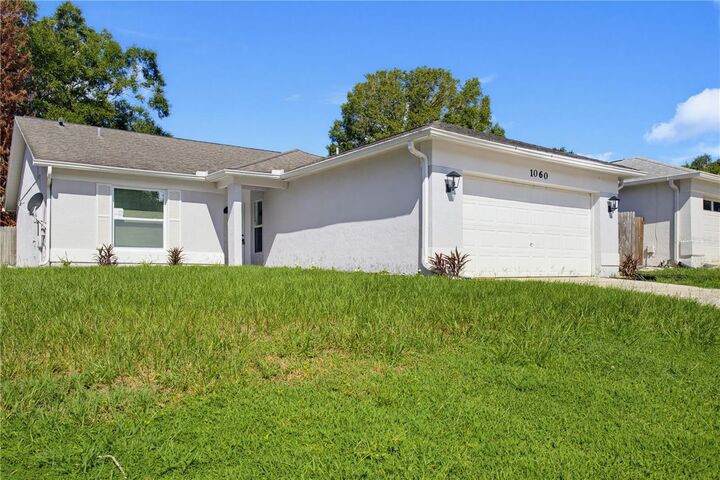 Property Photo: 1060 Dees Drive FL 32765